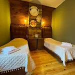 Villa Adis With Hot Pool & Jacuzzi By Bookvillabg *