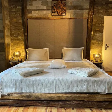 Villa Adis With Hot Pool & Jacuzzi By Bookvillabg *