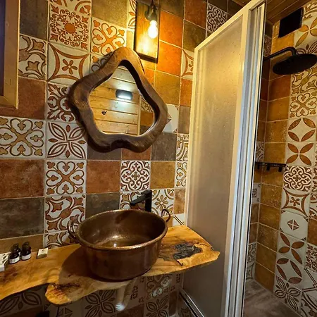 Villa Adis With Hot Pool & Jacuzzi By Bookvillabg *