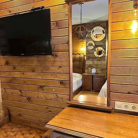 Adis With Hot Pool & Jacuzzi By Bookvillabg Borowez