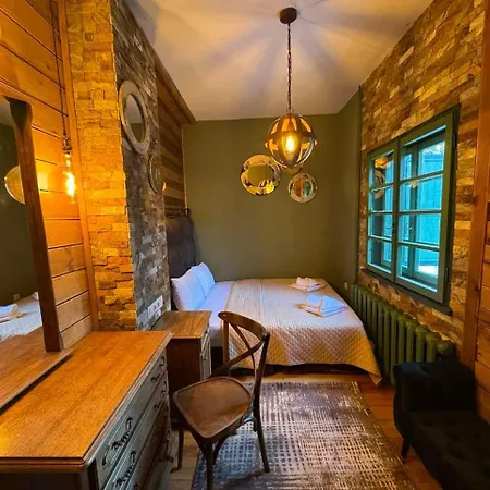 Adis With Hot Pool & Jacuzzi By Bookvillabg