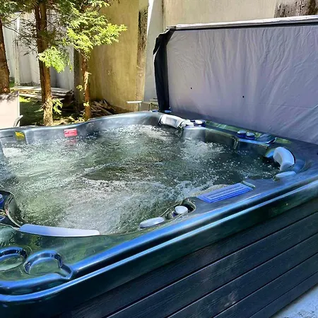 Adis With Hot Pool & Jacuzzi By Bookvillabg Villa