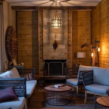 Adis With Hot Pool & Jacuzzi By Bookvillabg Borowez