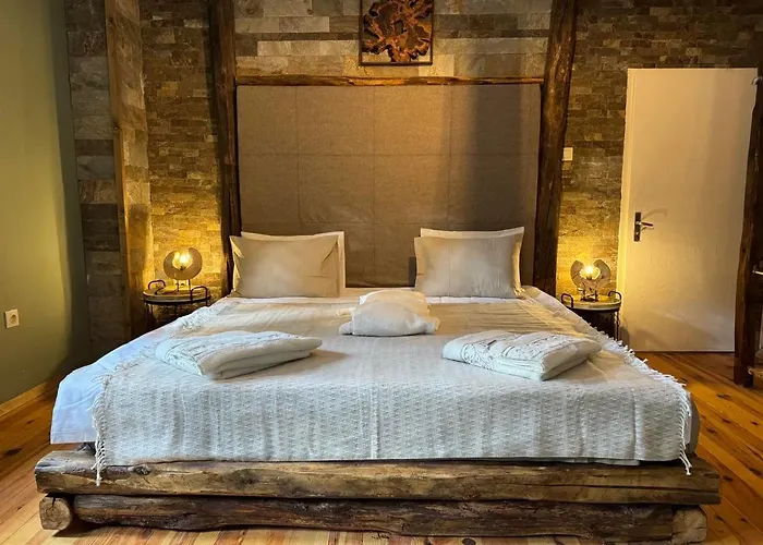 Villa Adis With Hot Pool & Jacuzzi By Bookvillabg *