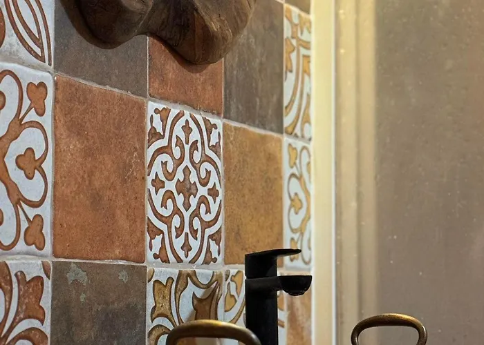 Adis With Hot Pool & Jacuzzi By Bookvillabg *