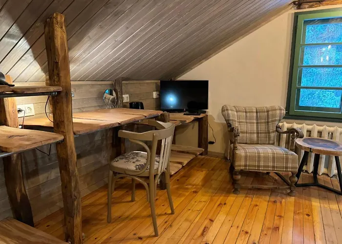 Adis With Hot Pool & Jacuzzi By Bookvillabg