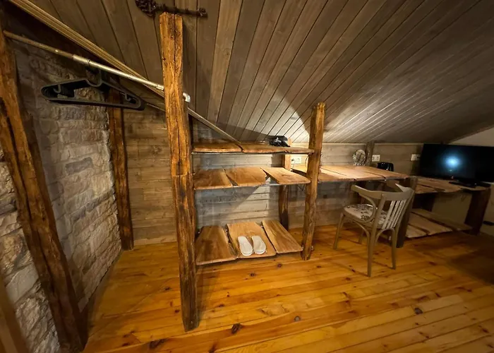 Villa Adis With Hot Pool & Jacuzzi By Bookvillabg *