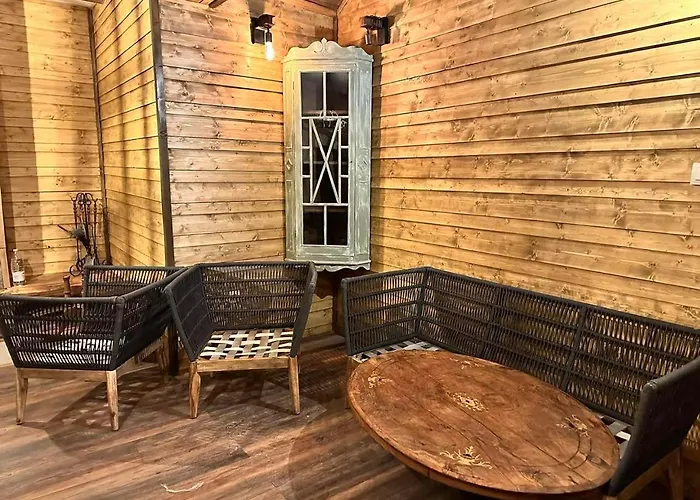 Villa Adis With Hot Pool & Jacuzzi By Bookvillabg