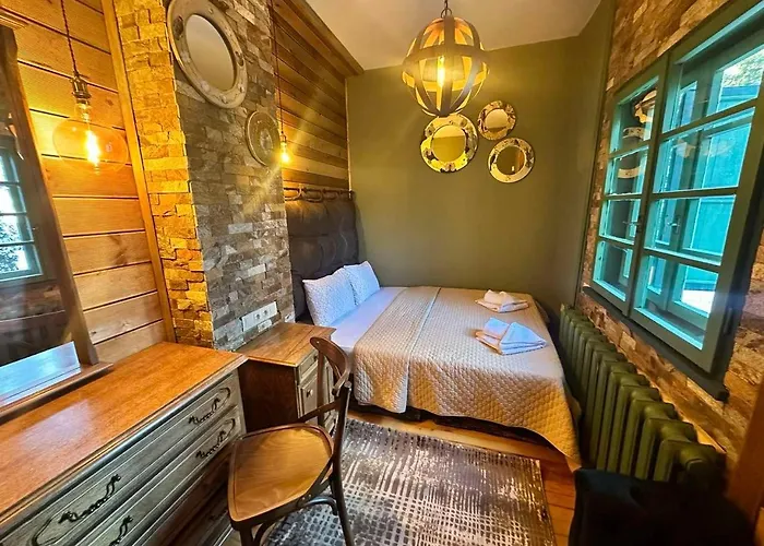 Adis With Hot Pool & Jacuzzi By Bookvillabg