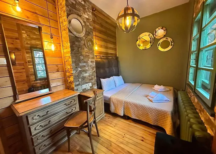 Adis With Hot Pool & Jacuzzi By Bookvillabg