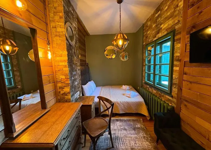 Adis With Hot Pool & Jacuzzi By Bookvillabg