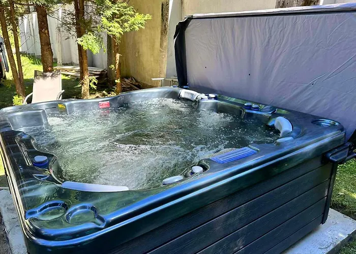 Adis With Hot Pool & Jacuzzi By Bookvillabg Villa